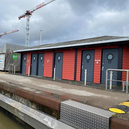 Bateau Exocet III Hotel Boulogne-sur-Mer Exterior foto
